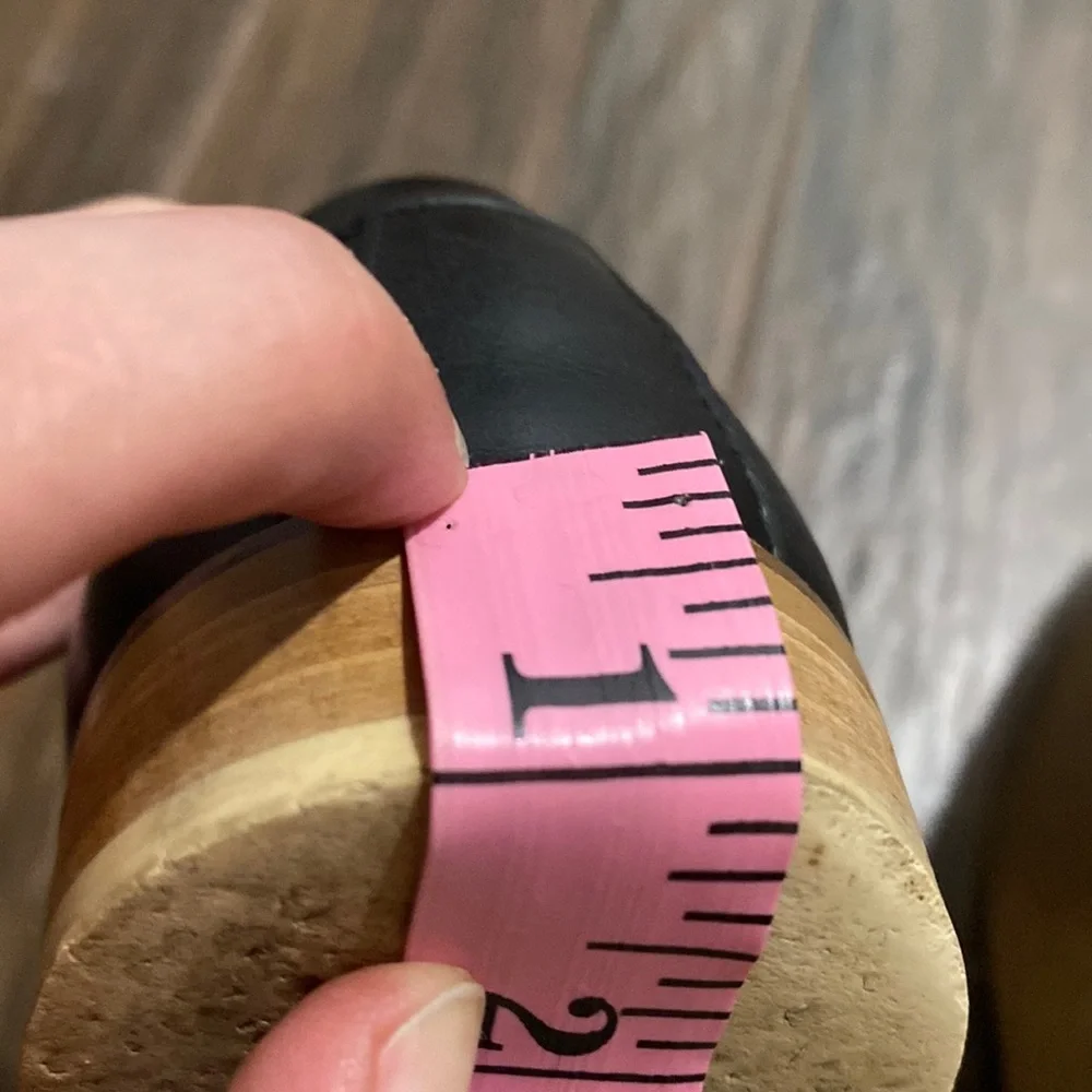 COPY - Everlane slip on semi pointy loafers